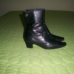 Hispanitas Vintage 2008 Black Leather  Booties
